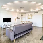 度假居 Estepona, Casa De Lujo Con Vistas Al Mar 埃斯特波纳